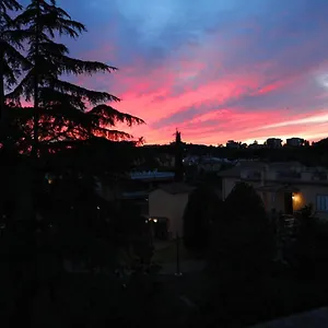  Apartment Mercedes Italy