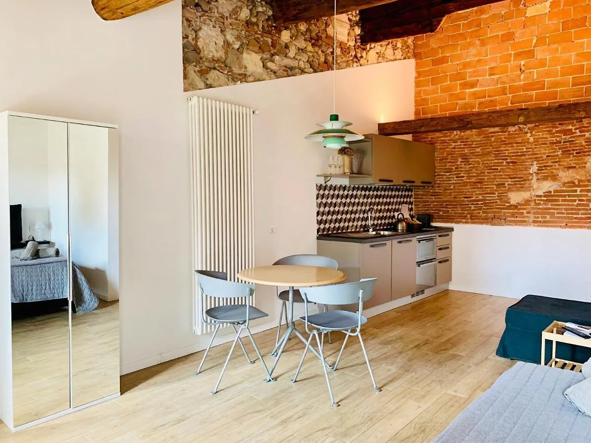 Unicumhouse Verona 0*,  Italy