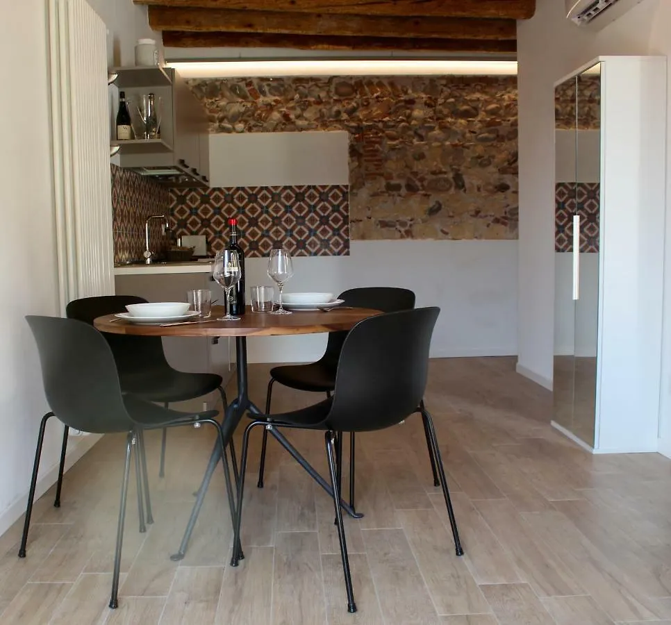 Unicumhouse Verona Italy